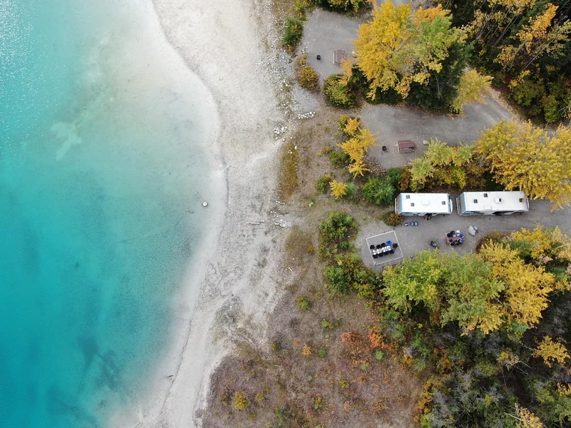 Mobil-home ou emplacement tente : le vrai comparatif